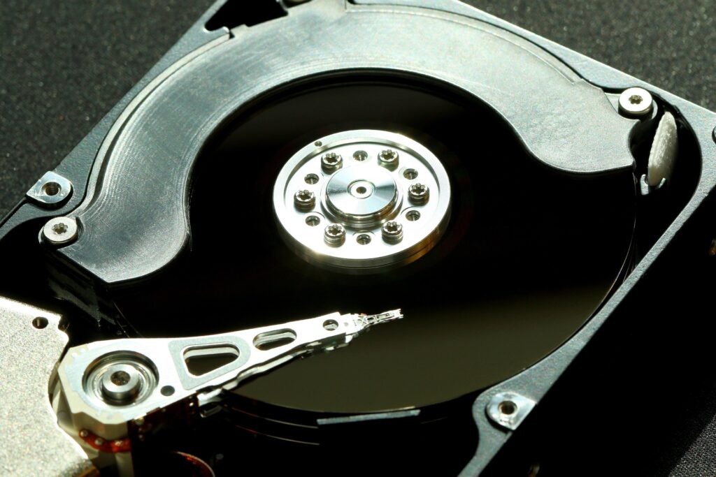 معرفة هل الجهاز يدعم UEFI أو يعمل Legacy BIOS قبل تثبيت ويندوز